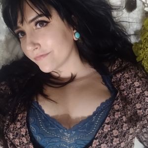 Meet your Posher, Lydia